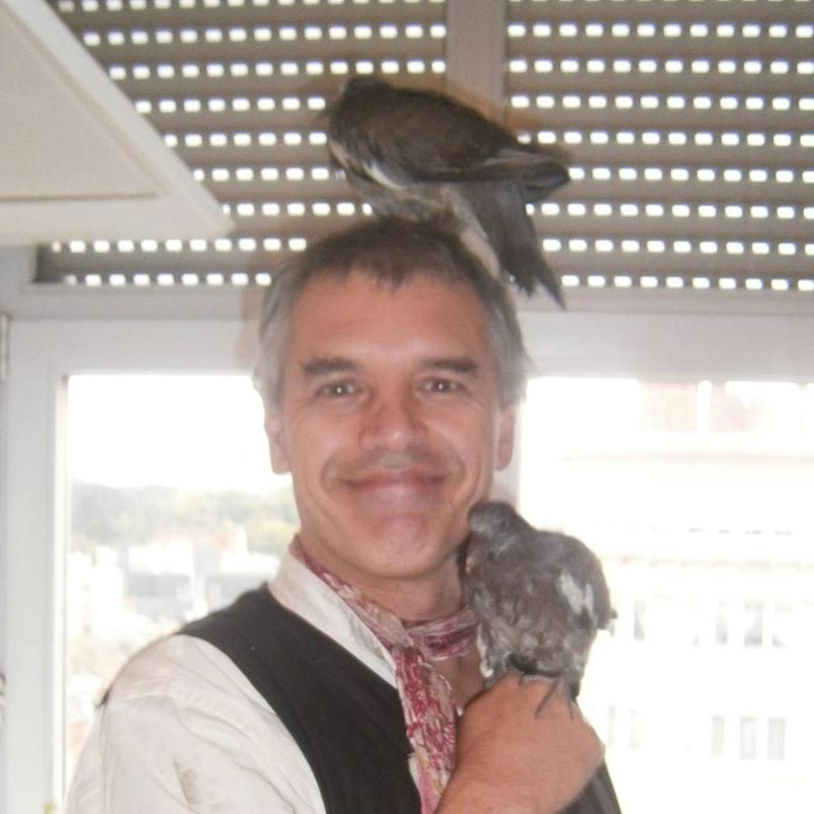 Ghostel 1St - Aventure Alternative - Guest House - Arts-Factory-Experience - For Artists, Makers And Open Minds - Attention, We Are Not A Hotel And Are Not Adapted For Everybody - Read Host Warnings Before Reservation - Www,Providence,Be Asbl Charleroi Exteriör bild